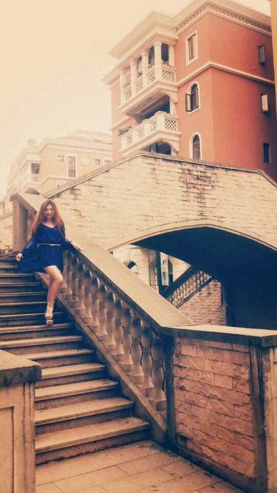 Akhmetova Dinara 《回忆》