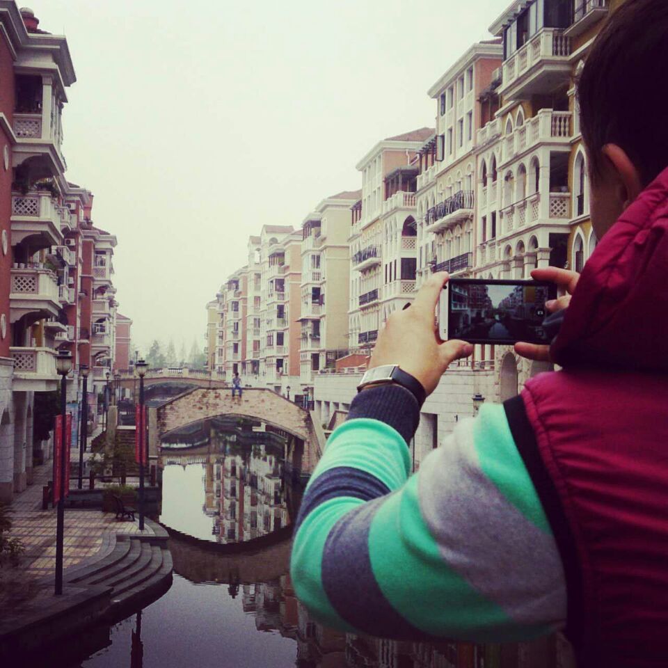 Sultanov Yerbol 《》